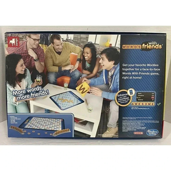 ‎Words with Friends Board Game - Picture 2 of 7